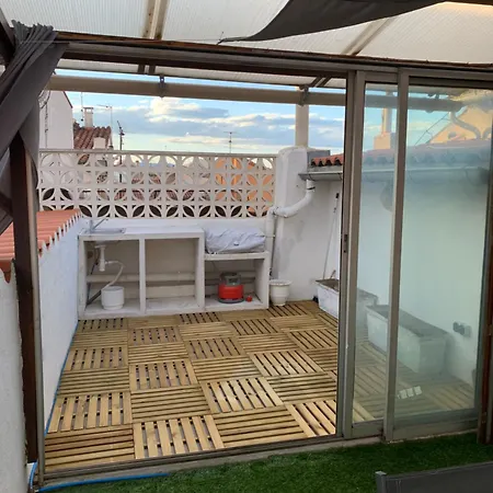 Avec Toit Terrasse アパート